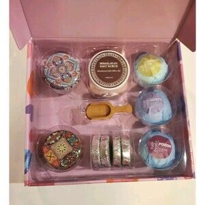 Women's Beauty Gift Set Bath Bombs Shower Steamers Body Scrub & Scented Candles